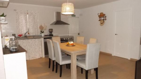 Гостиница Casa Rural Valdezaque  Кордобилья-де-Лакара